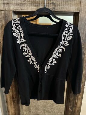 M Black Embroidered Cardigan Sweater Floral Boho Cottagecore Boho Chic
